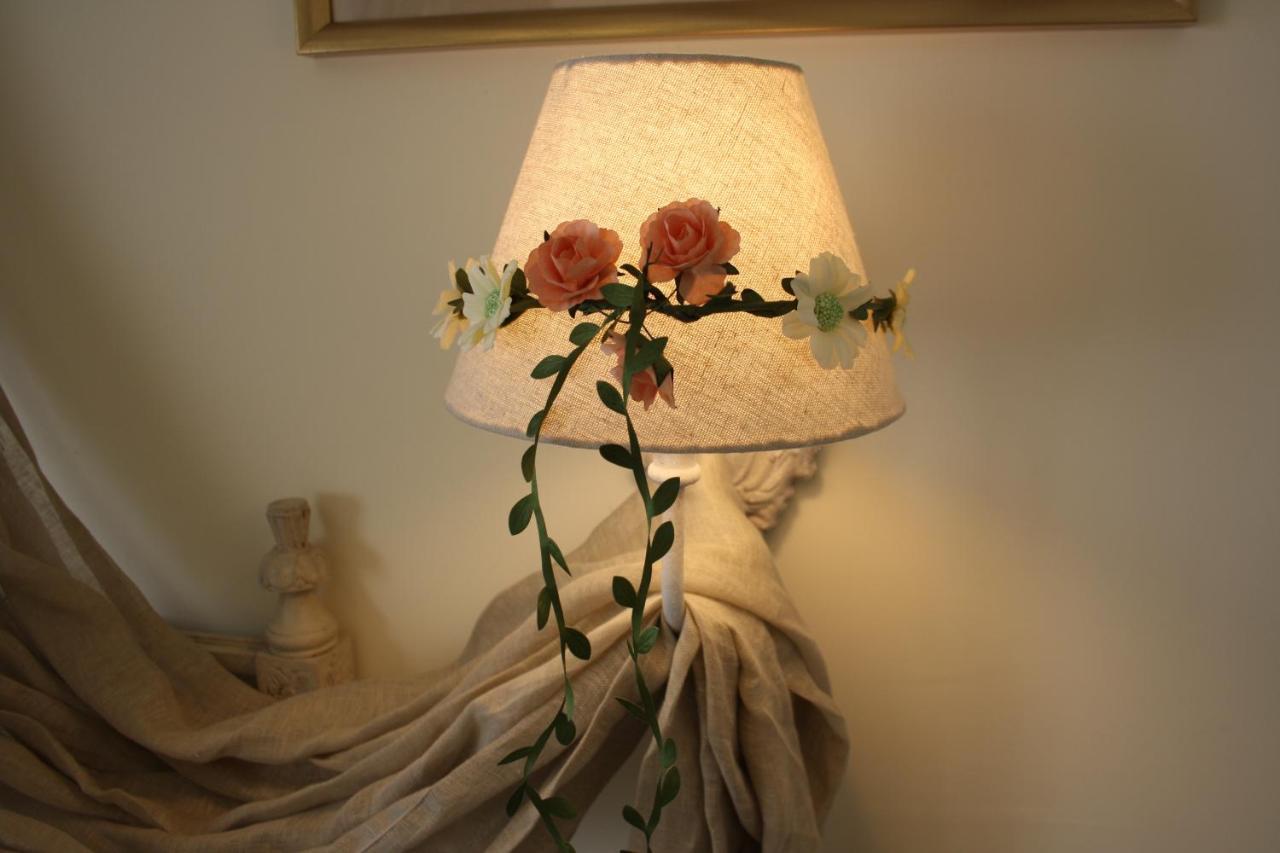 Le Clos Des Roses Chambres Et Tables D Hotes Meusnes Esterno foto