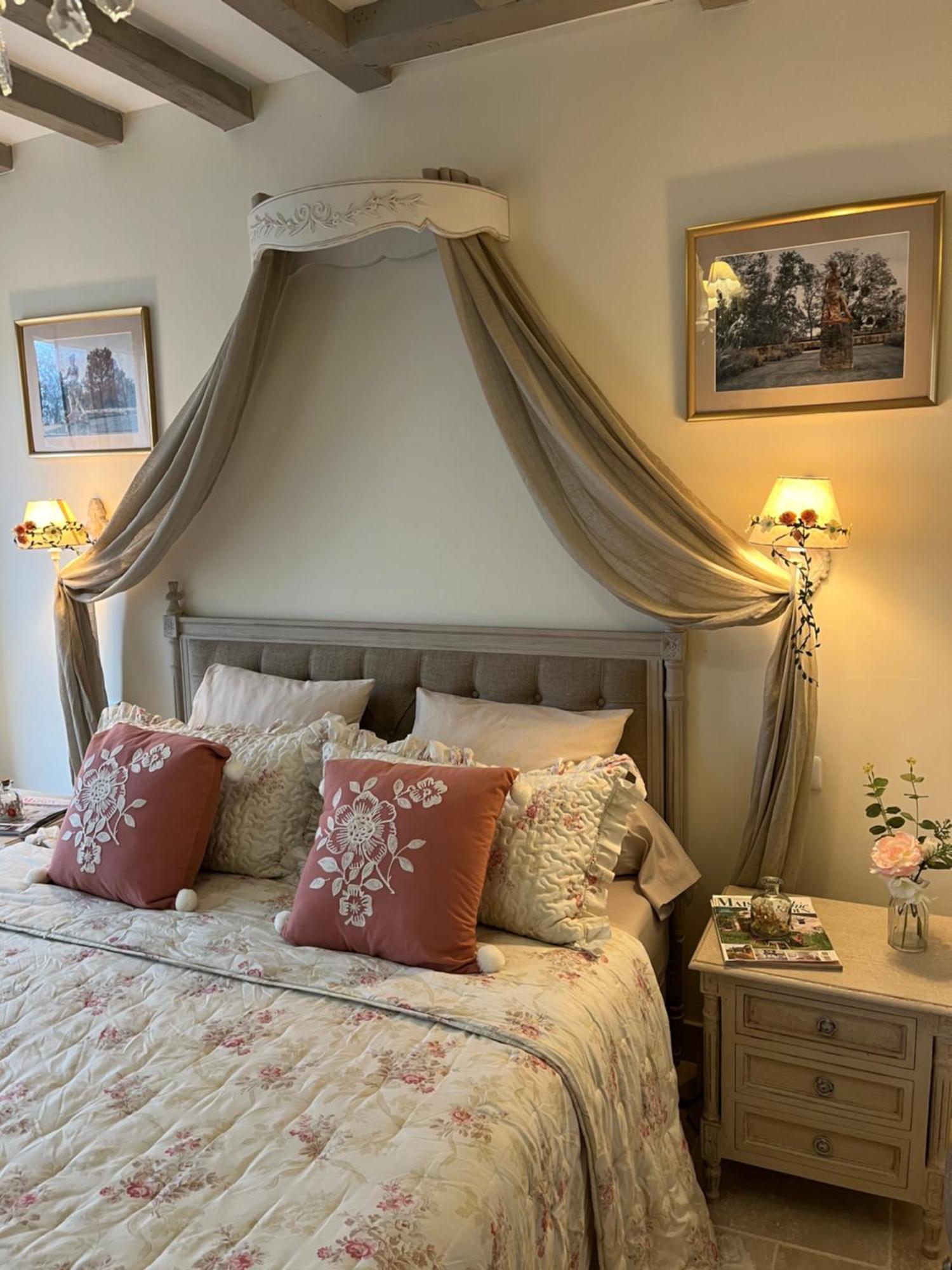 Le Clos Des Roses Chambres Et Tables D Hotes Meusnes Esterno foto